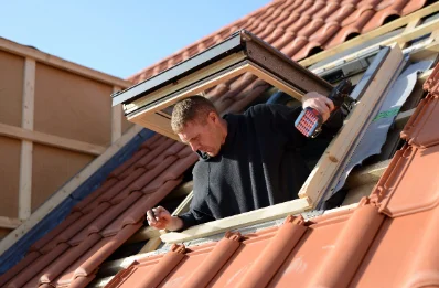 Pose de fenêtres de toit Velux à Rampieux